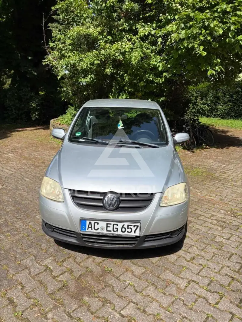 2005 Volkswagen FOX