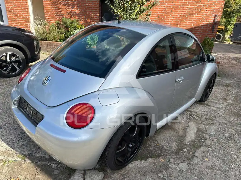 2005 Volkswagen BEETLE