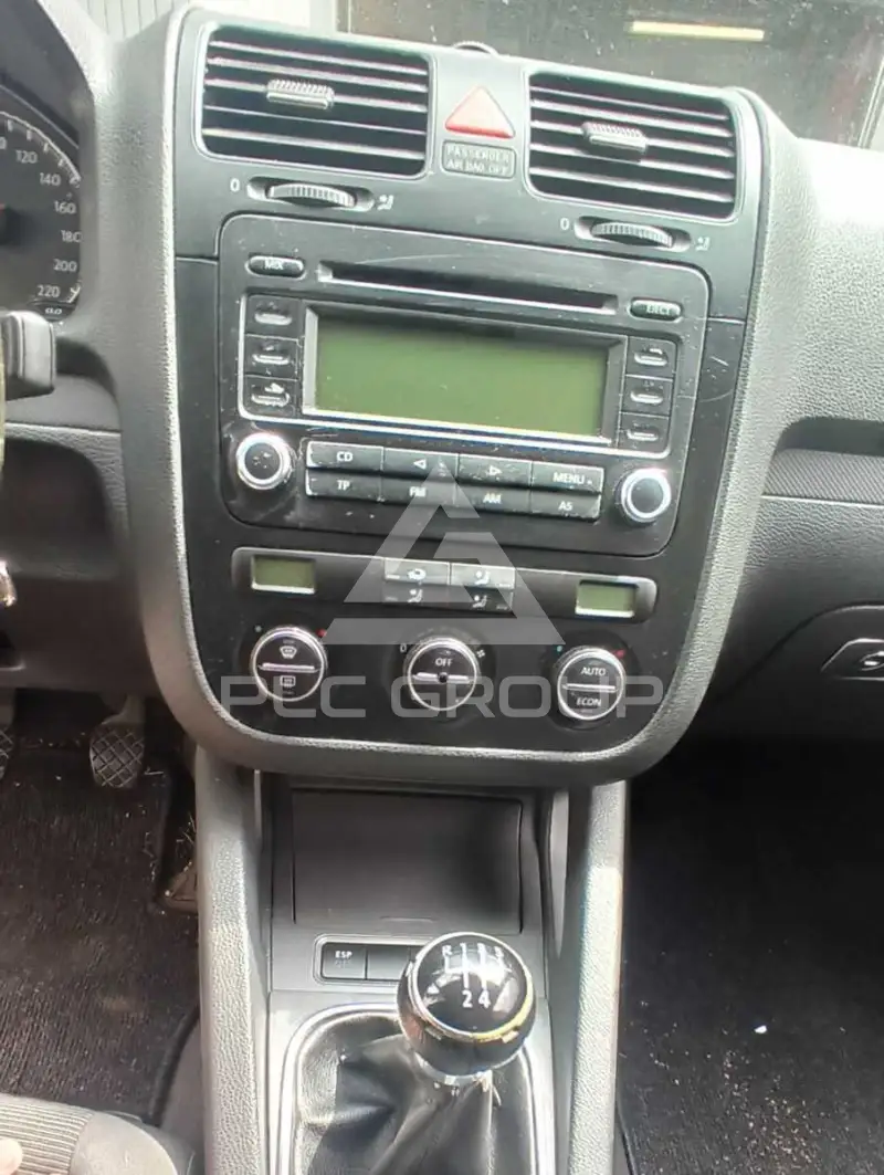 2005 Volkswagen GOLF