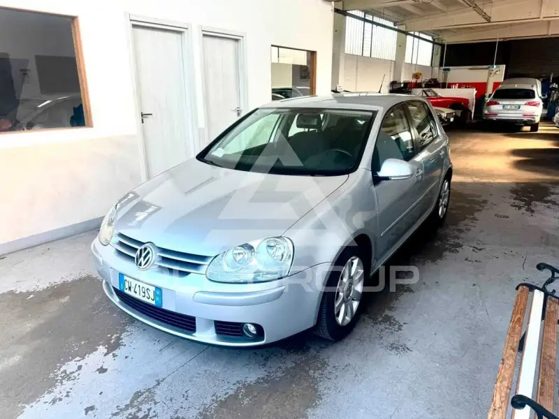 2005 Volkswagen GOLF