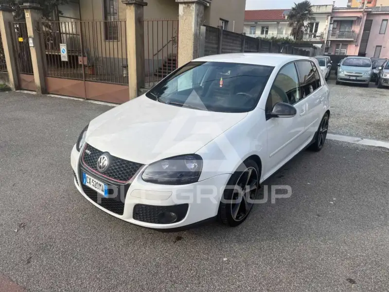 2005 Volkswagen GOLF