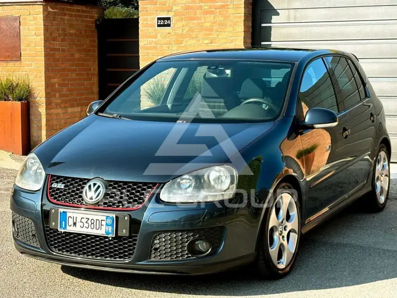 2005 Volkswagen GOLF