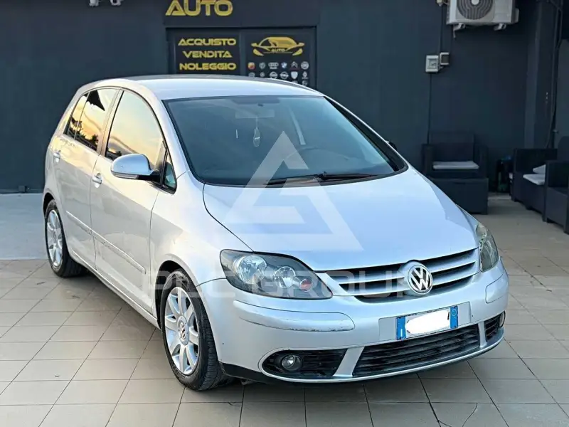 2005 Volkswagen GOLF