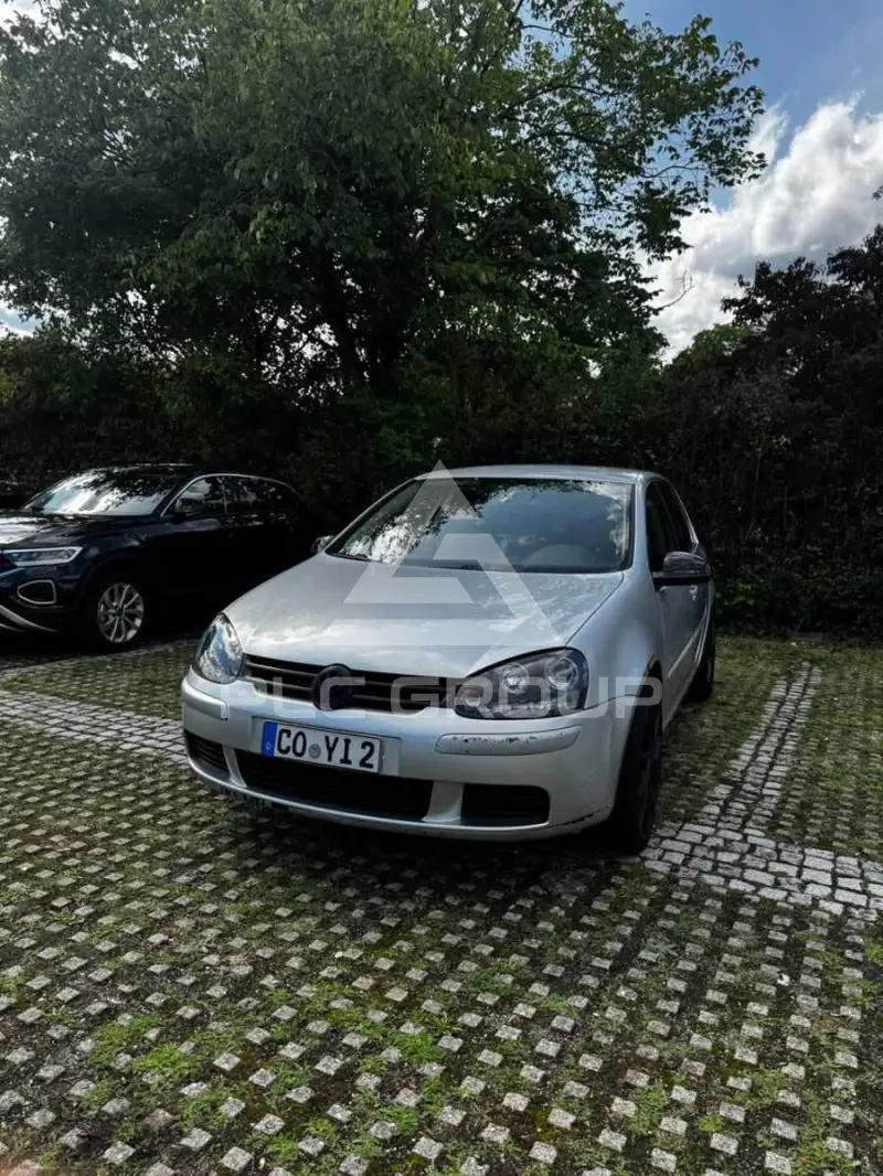 2005 Volkswagen GOLF