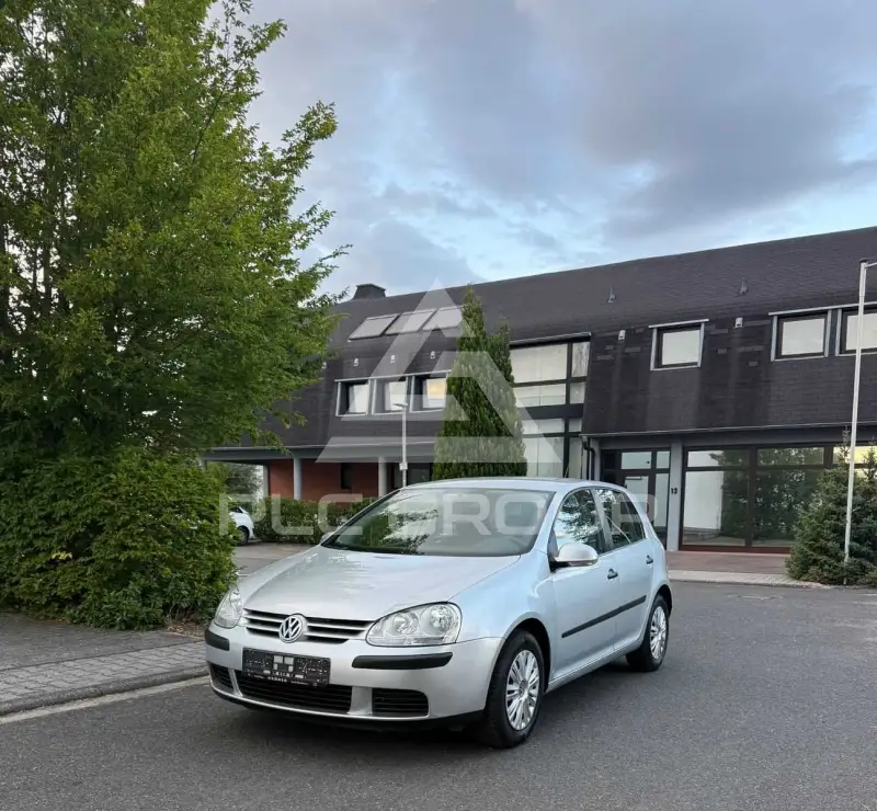 2005 Volkswagen GOLF