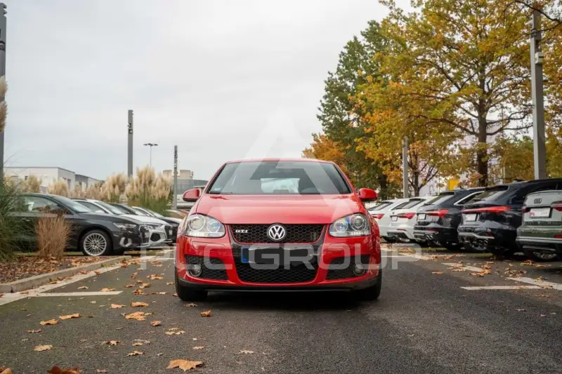 2005 Volkswagen GOLF
