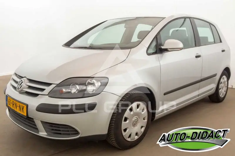 2005 Volkswagen GOLF