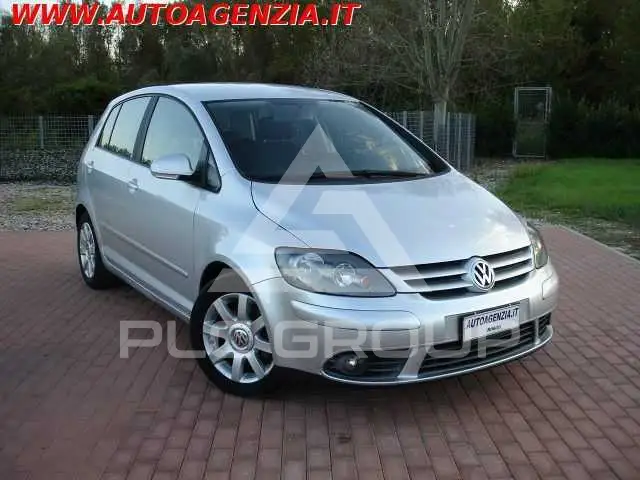 2005 Volkswagen GOLF