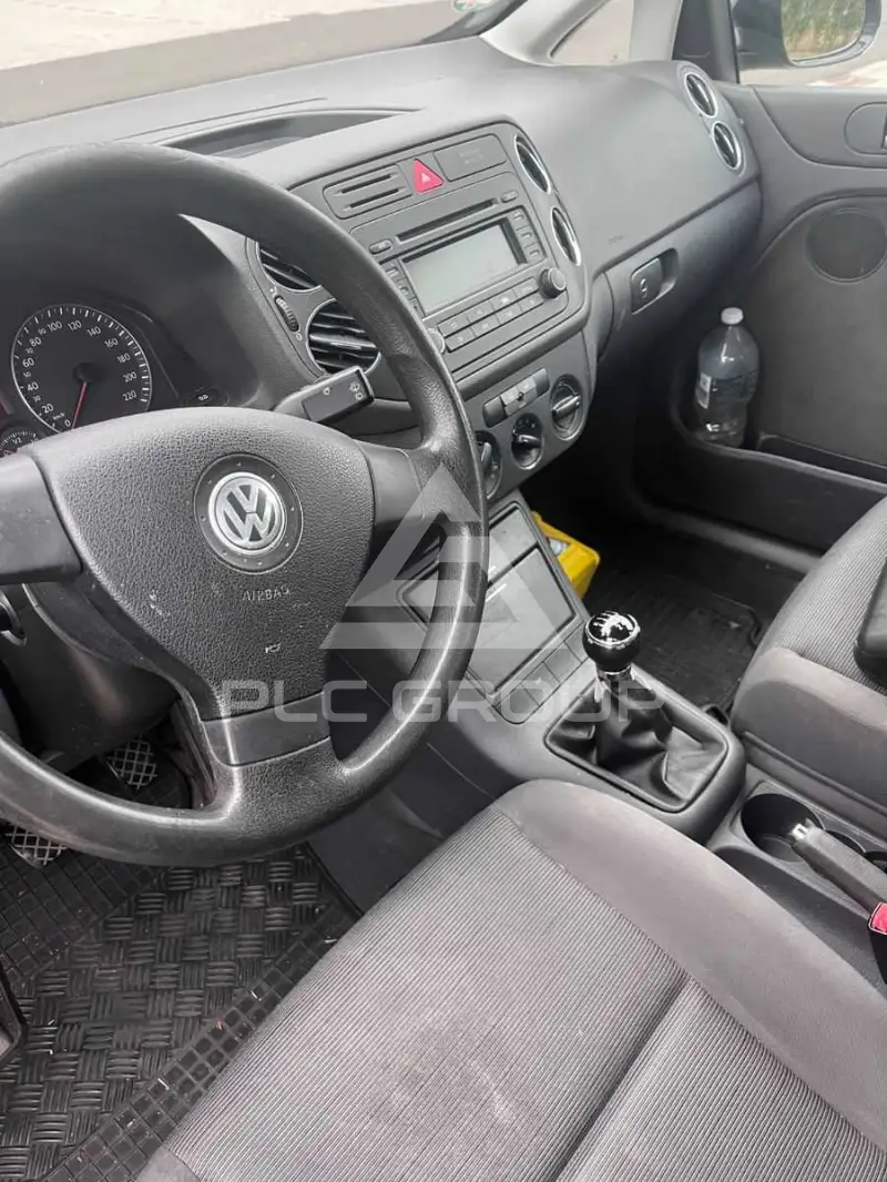 2005 Volkswagen GOLF