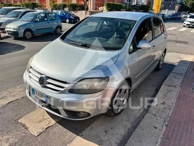 2005 Volkswagen GOLF