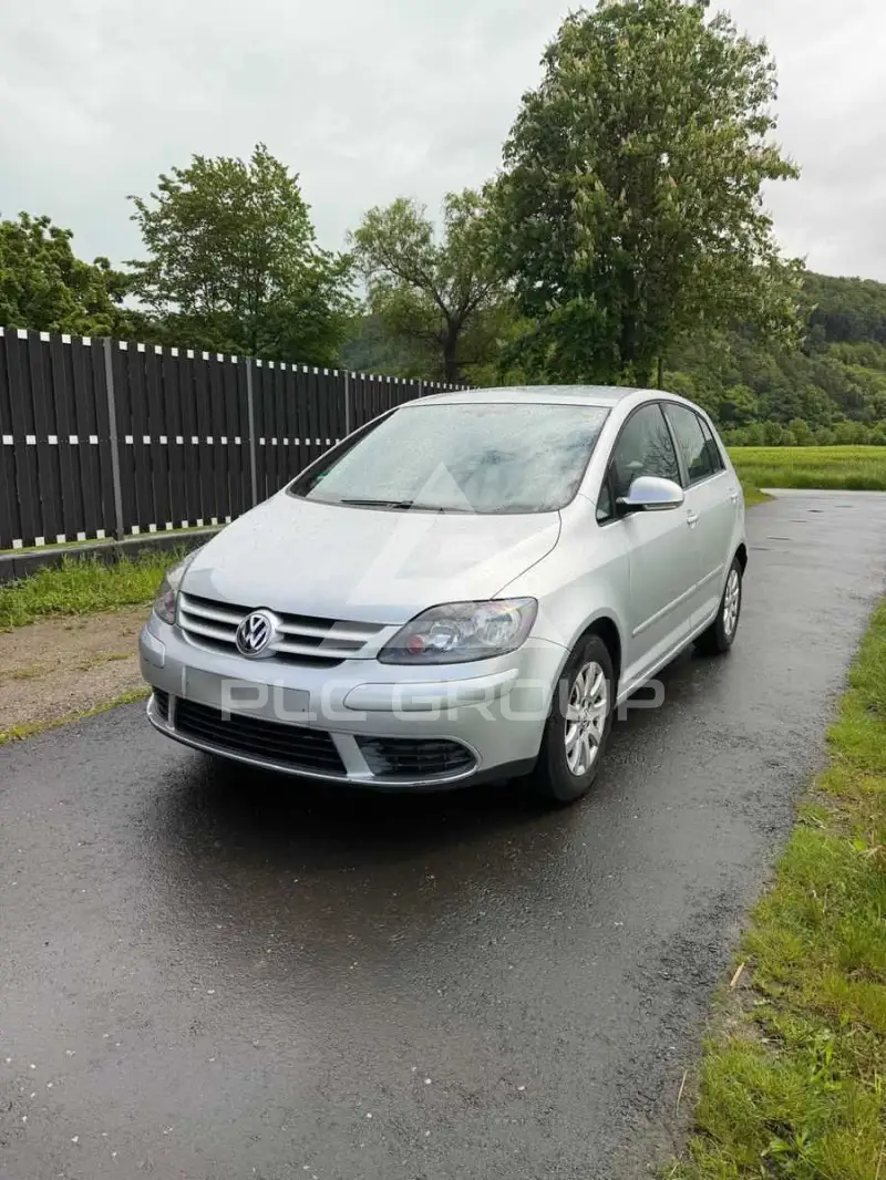 2005 Volkswagen GOLF