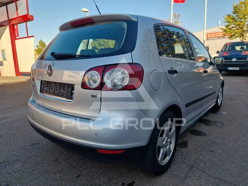 2005 Volkswagen GOLF