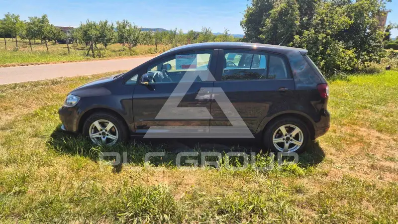 2005 Volkswagen GOLF