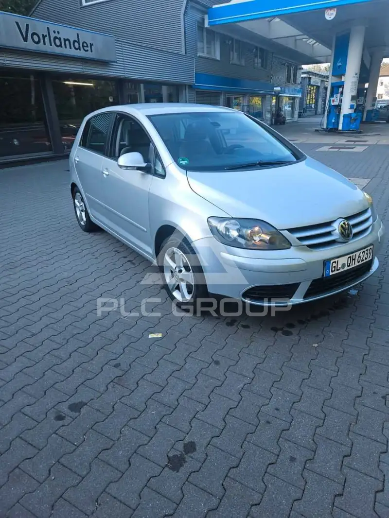 2005 Volkswagen GOLF
