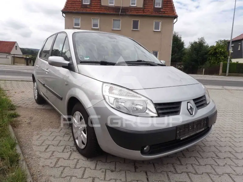 2005 Renault Scenic