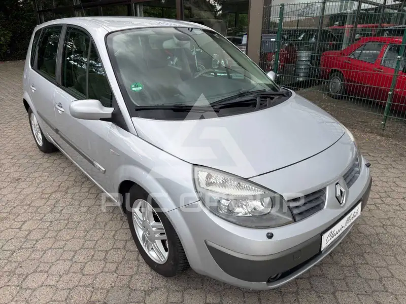2005 Renault Scenic