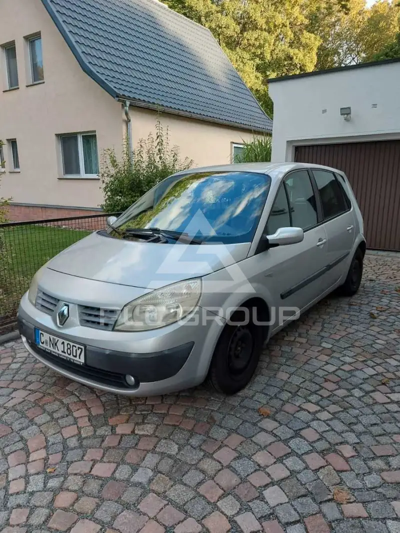 2005 Renault Scenic