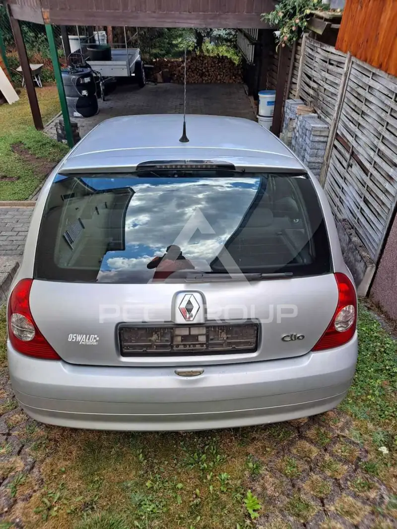 2005 Renault Clio