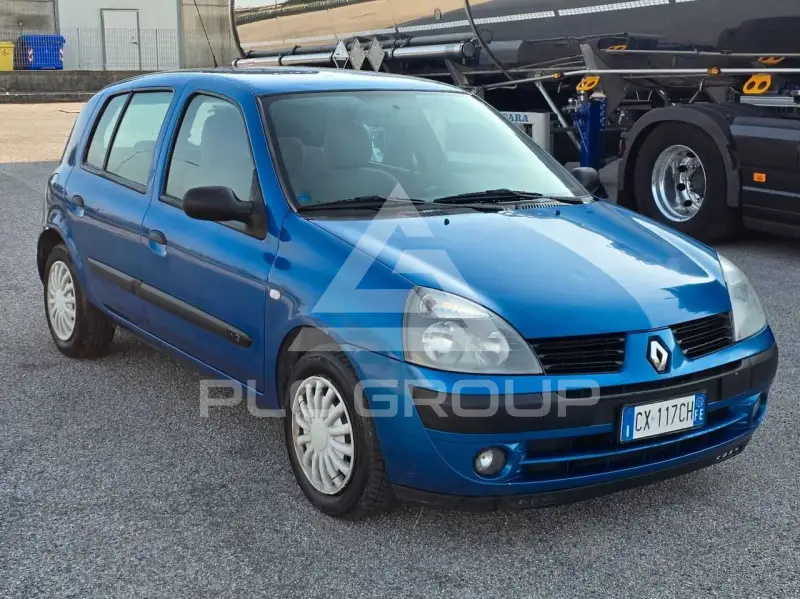 2005 Renault Clio