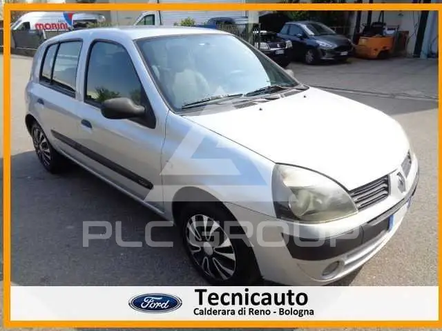 2005 Renault Clio