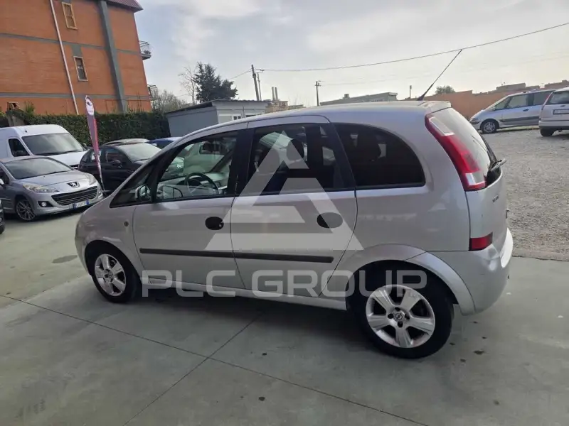 2005 Opel MERIVA