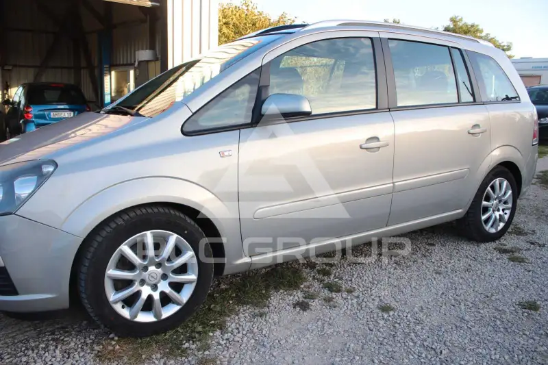 2005 Opel ZAFIRA