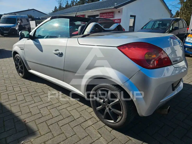 2005 Opel Tigra