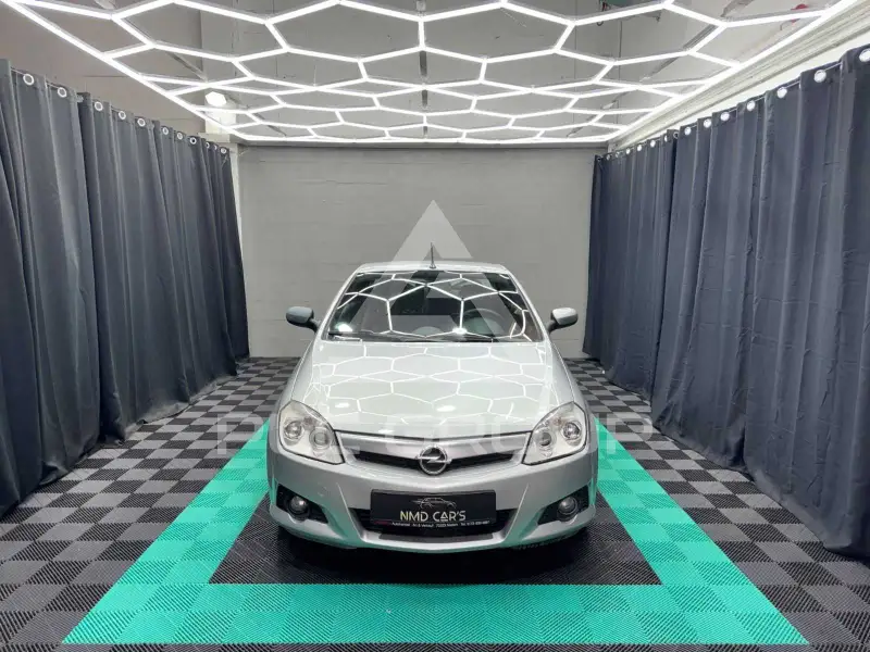 2005 Opel Tigra