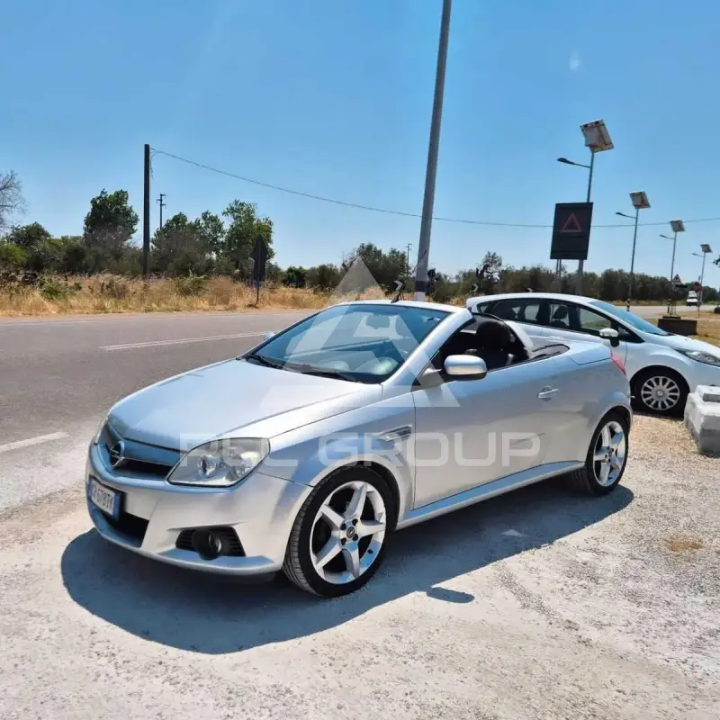 2005 Opel Tigra