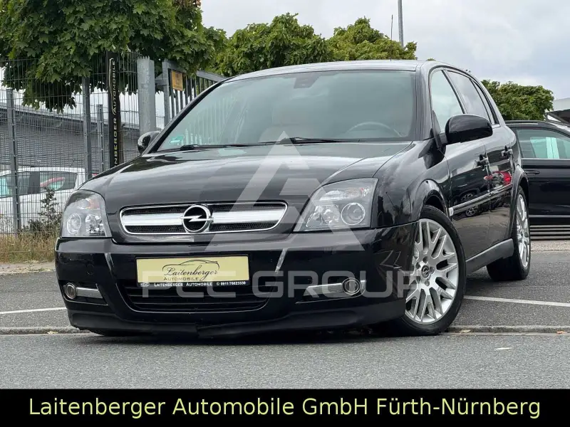 2005 Opel Signum