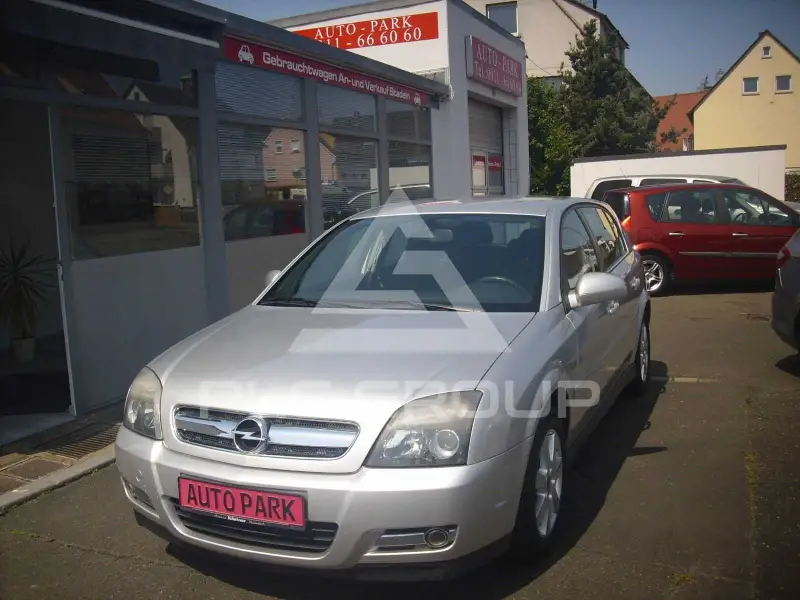 2005 Opel Signum