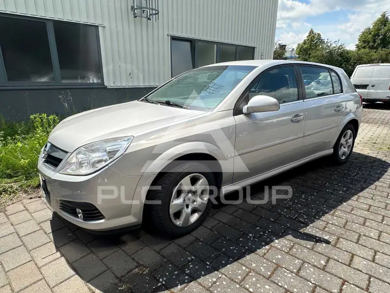 2005 Opel Signum