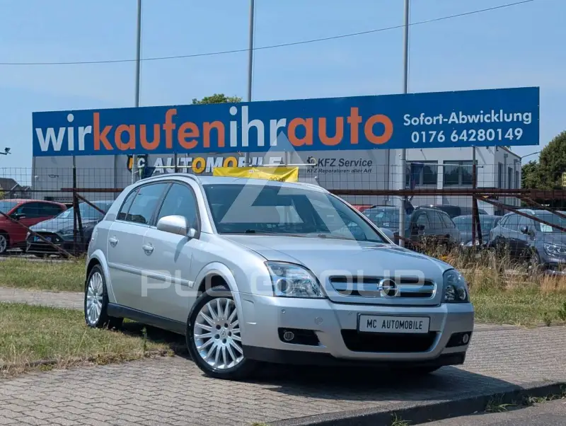2005 Opel Signum