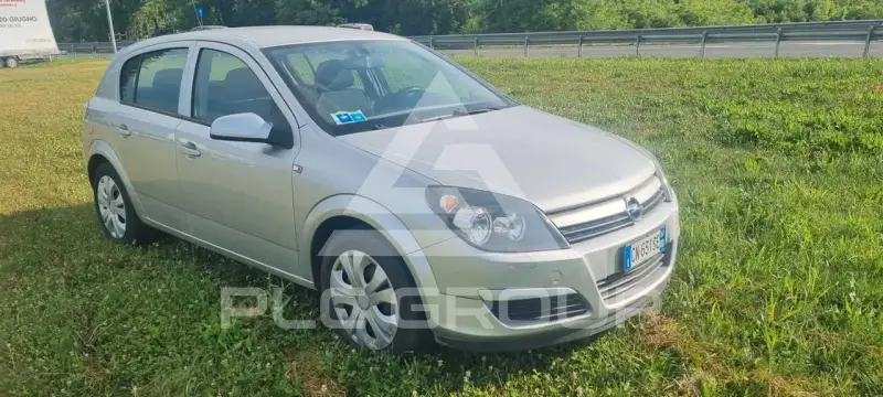 2005 Opel Astra