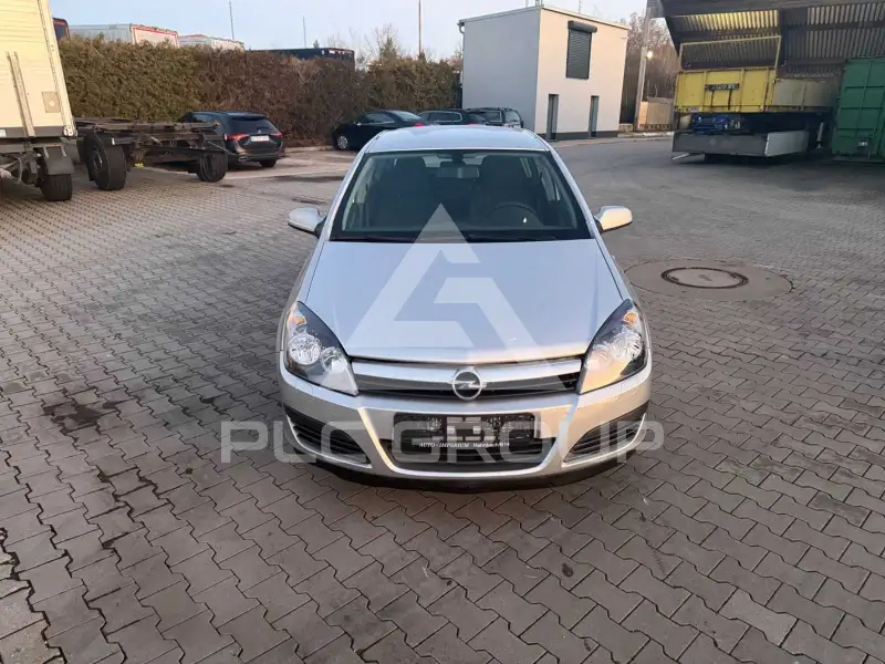 2005 Opel Astra