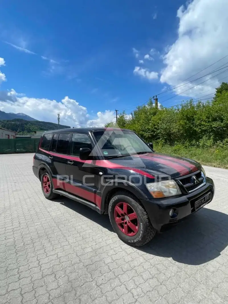 2006 Mitsubishi PAJARO