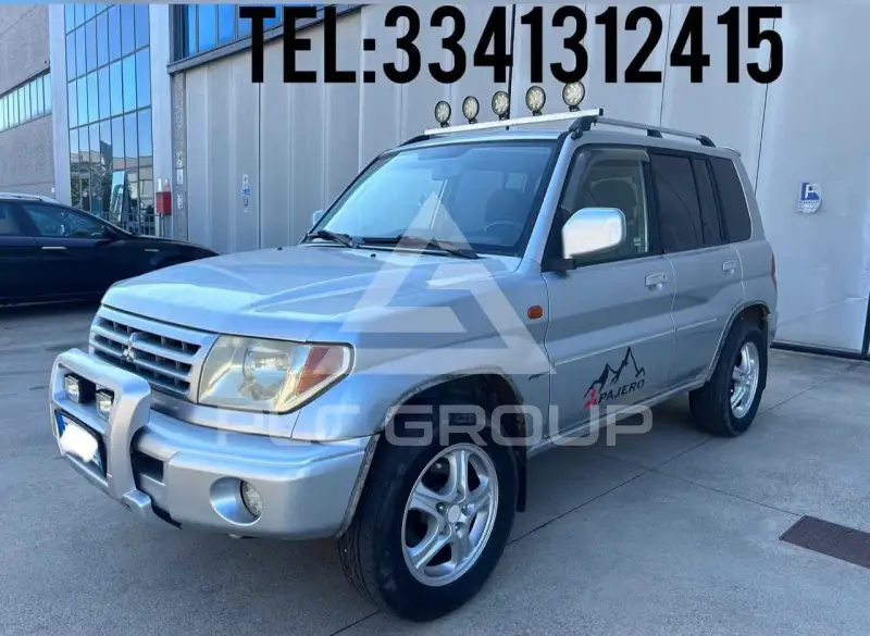2006 Mitsubishi PAJARO