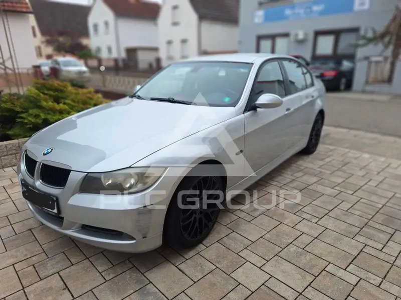 2006 BMW 320