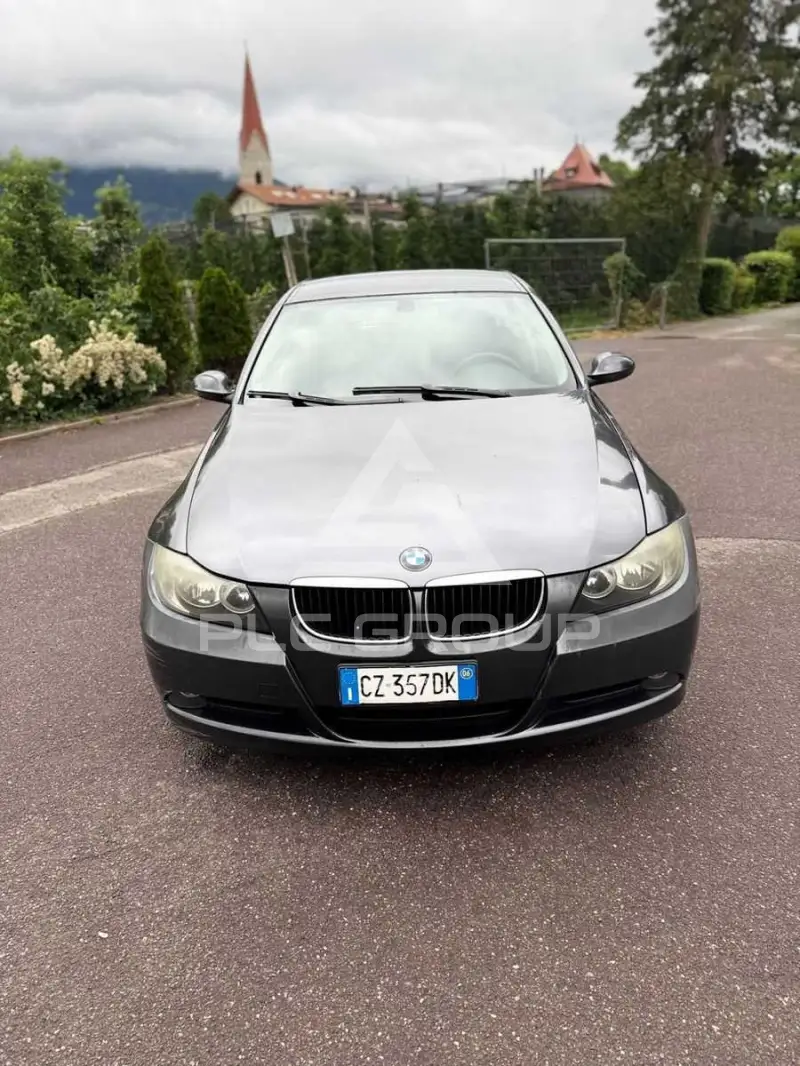 2006 BMW 320