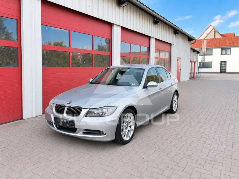 2006 BMW 330
