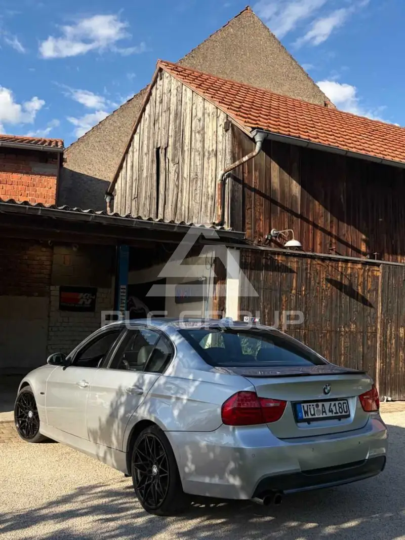 2006 BMW 330