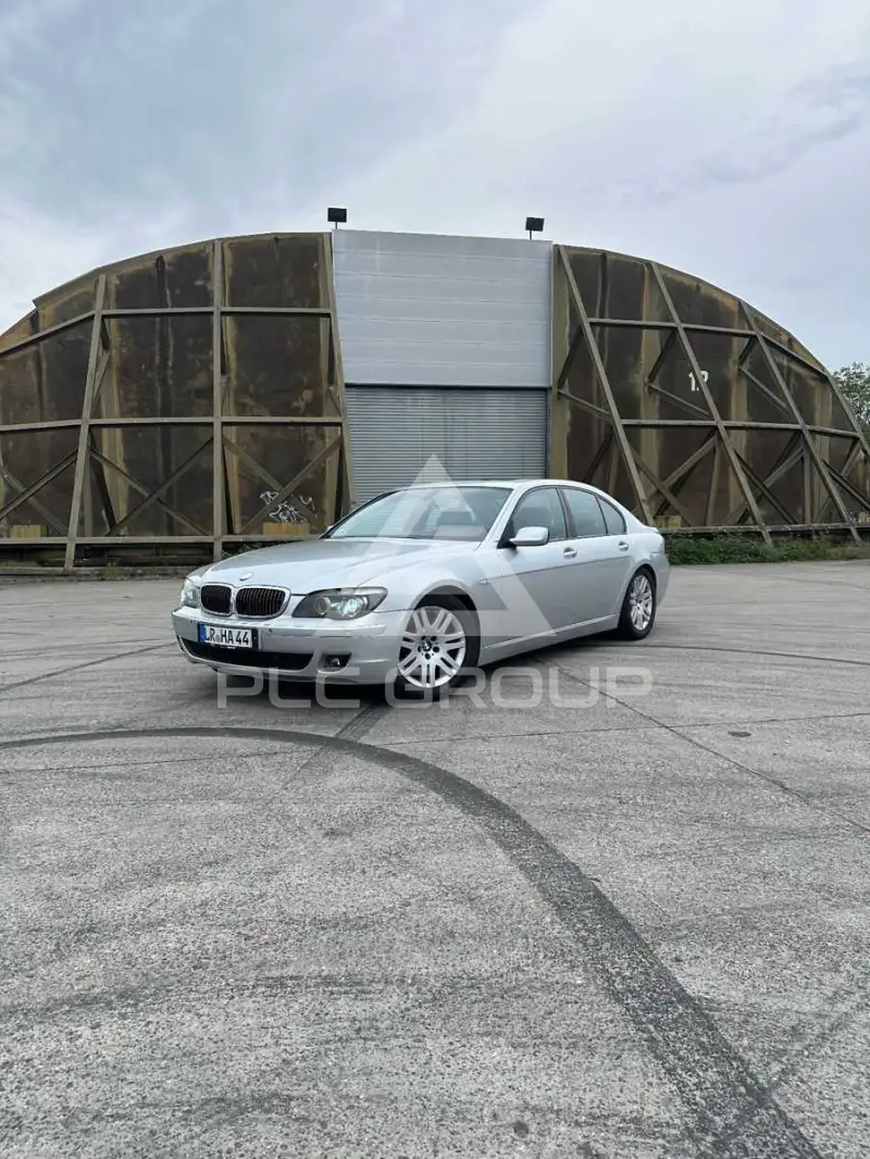 2006 BMW 730