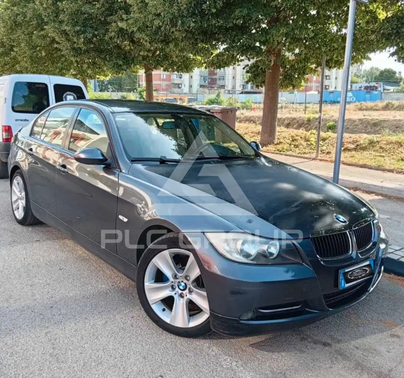 2006 BMW 318