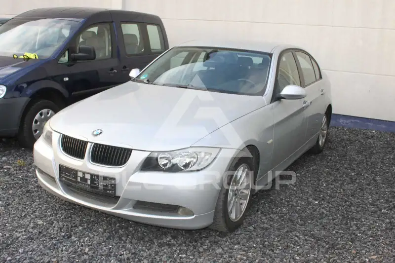 2006 BMW 318