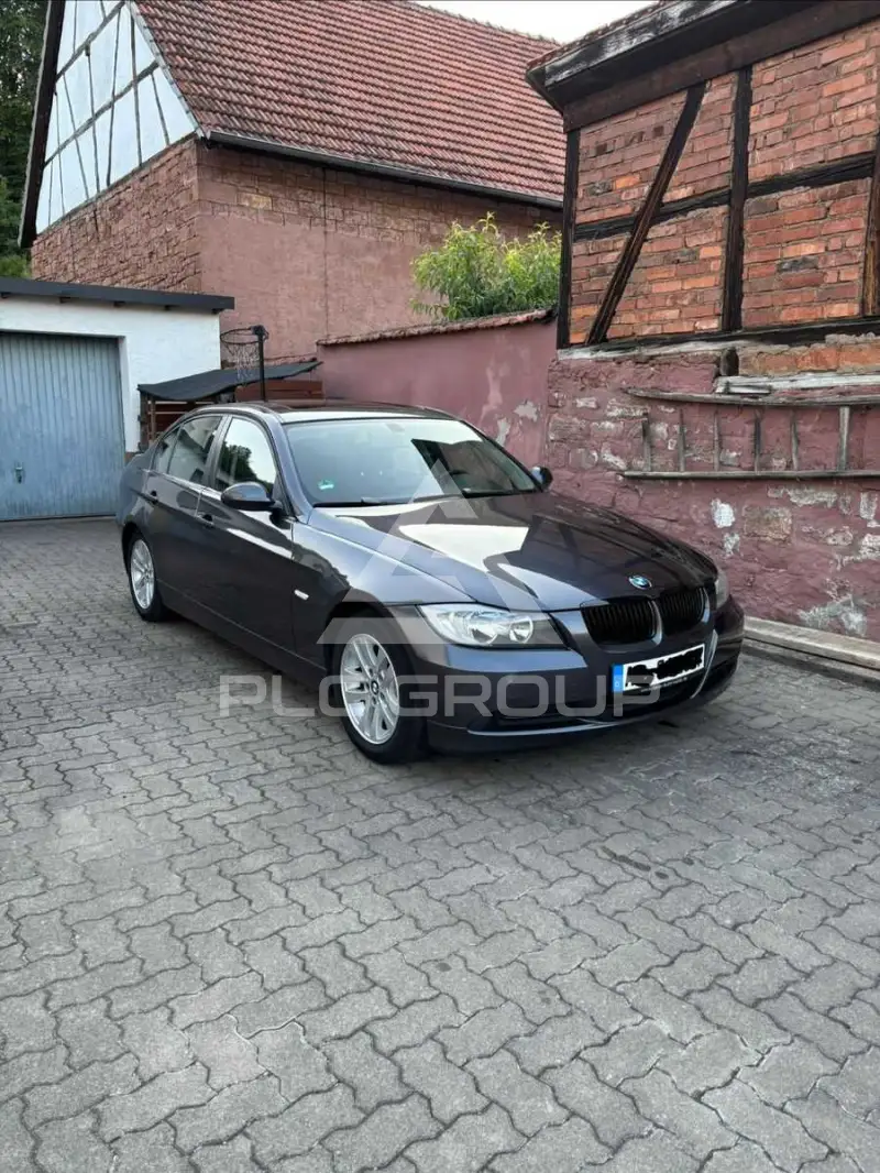 2006 BMW 318