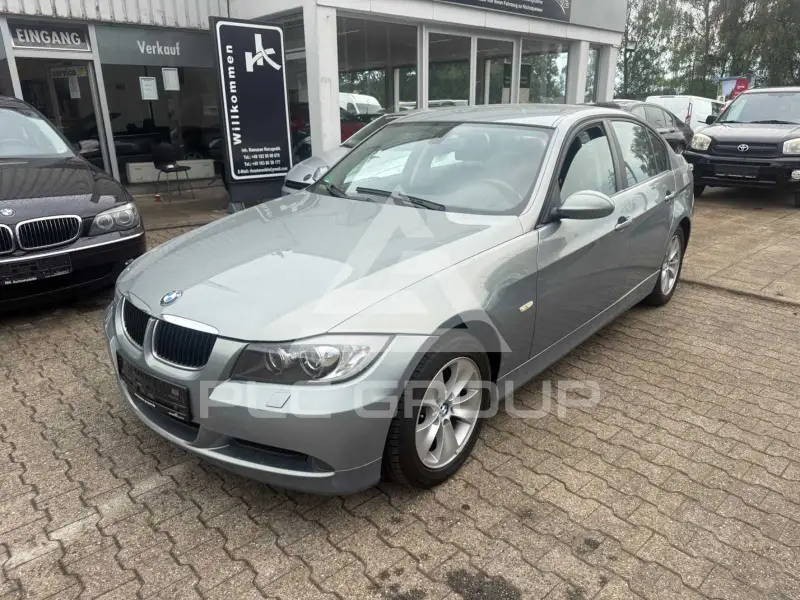 2006 BMW 318