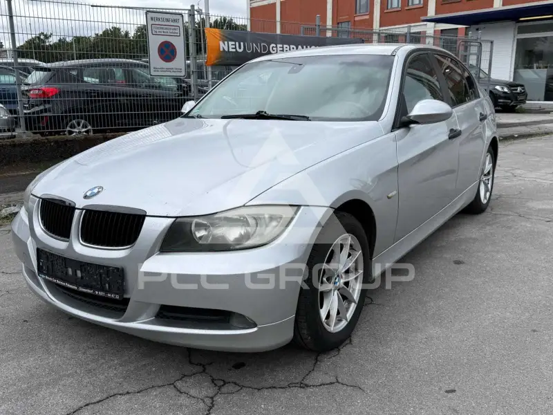 2006 BMW 318