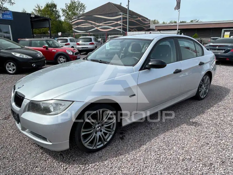 2006 BMW 318