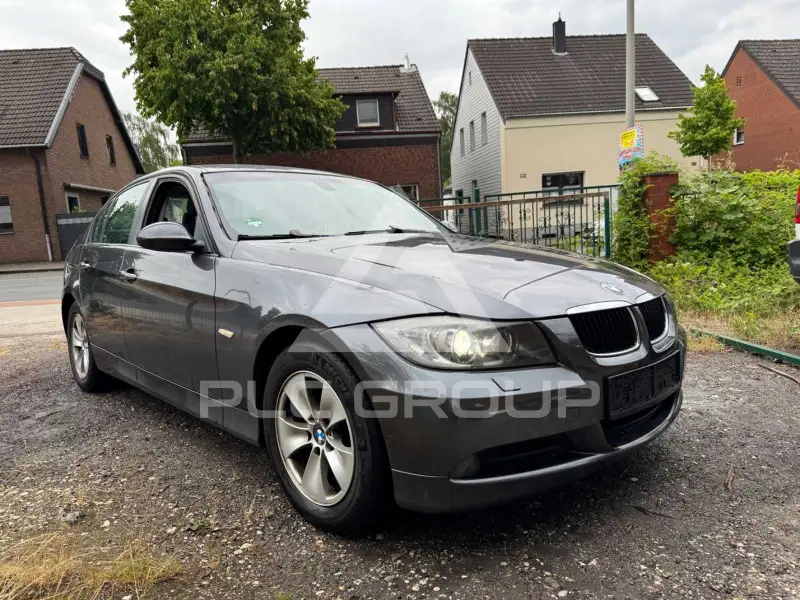 2006 BMW 318