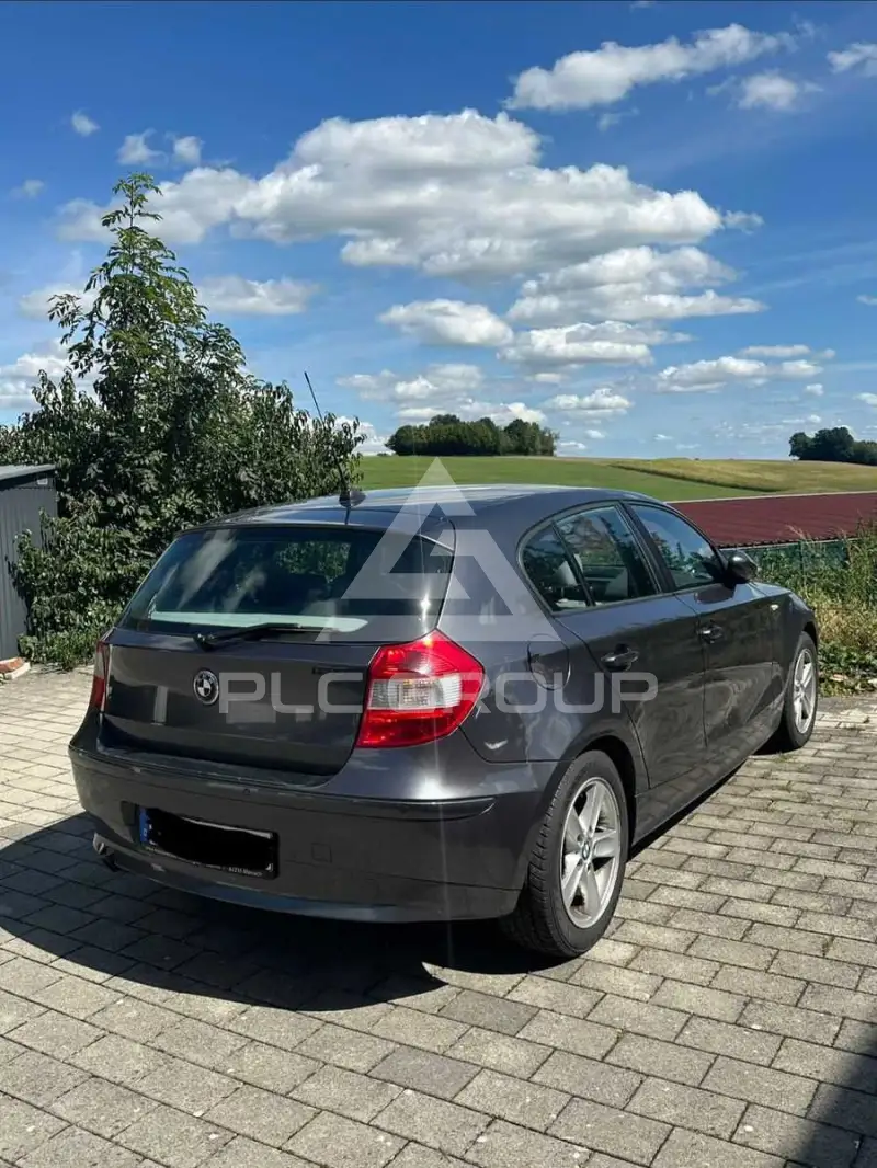 2006 BMW 120